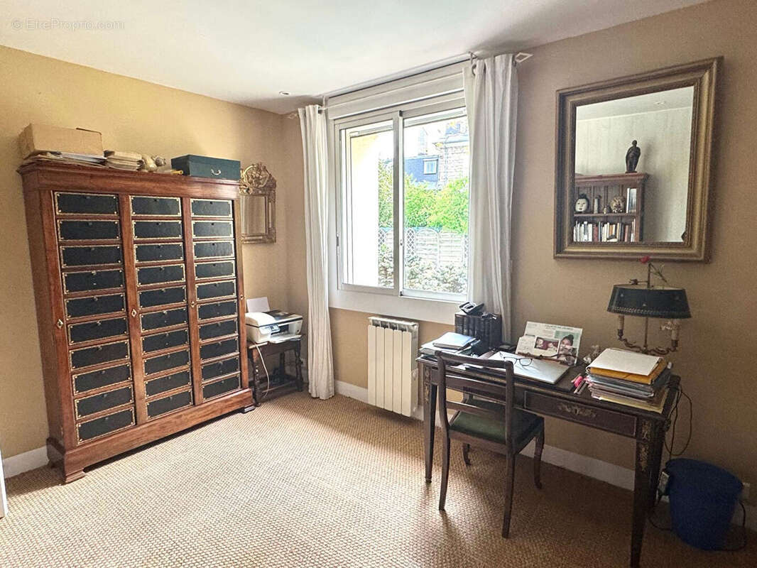 Maison à MAISONS-LAFFITTE