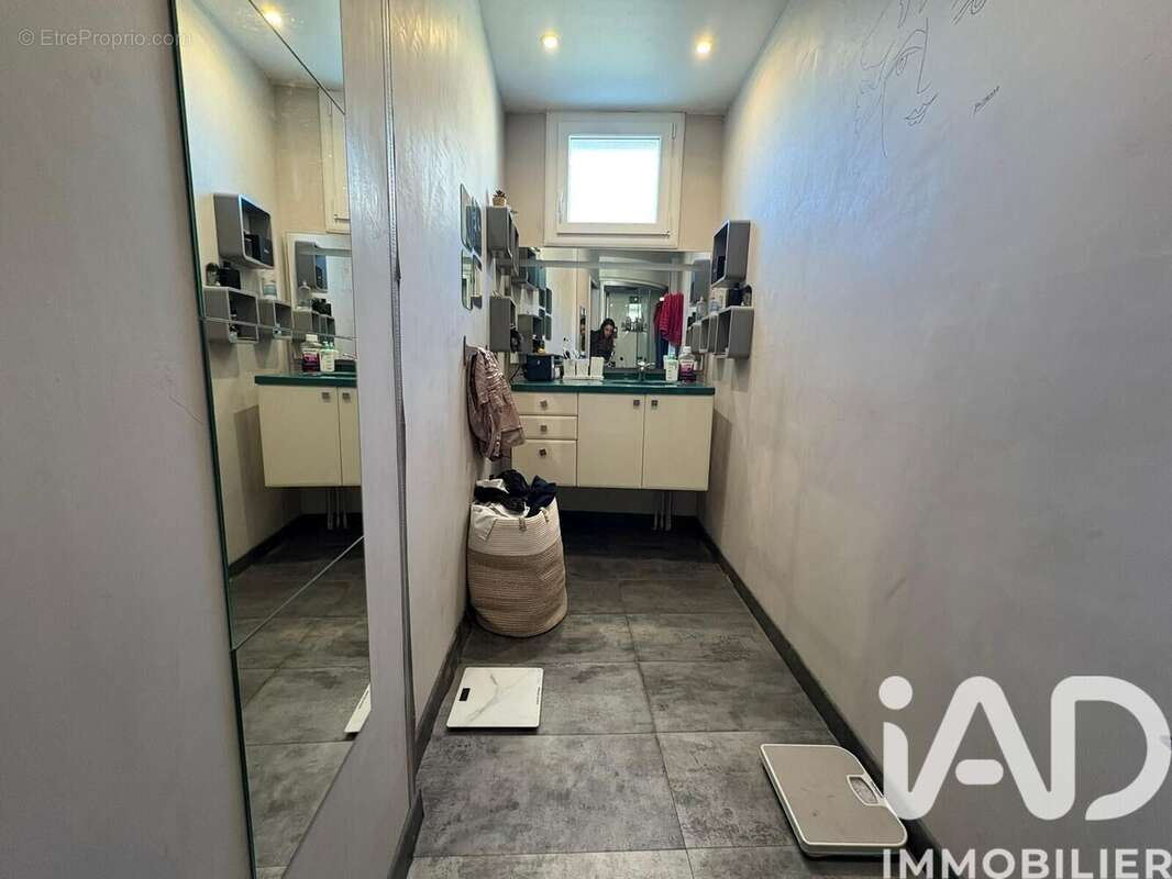 Photo 8 - Maison à PEZILLA-LA-RIVIERE