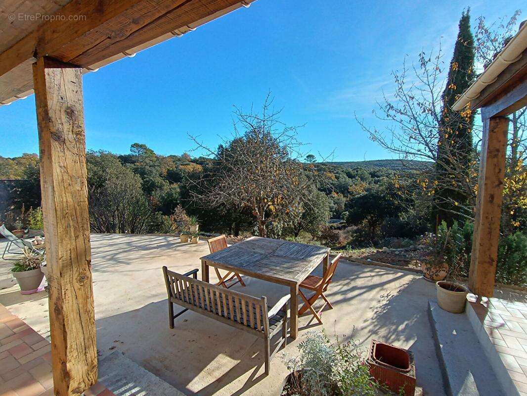 Maison  6 pièce(s) 149 m2 avec vue - photo 2