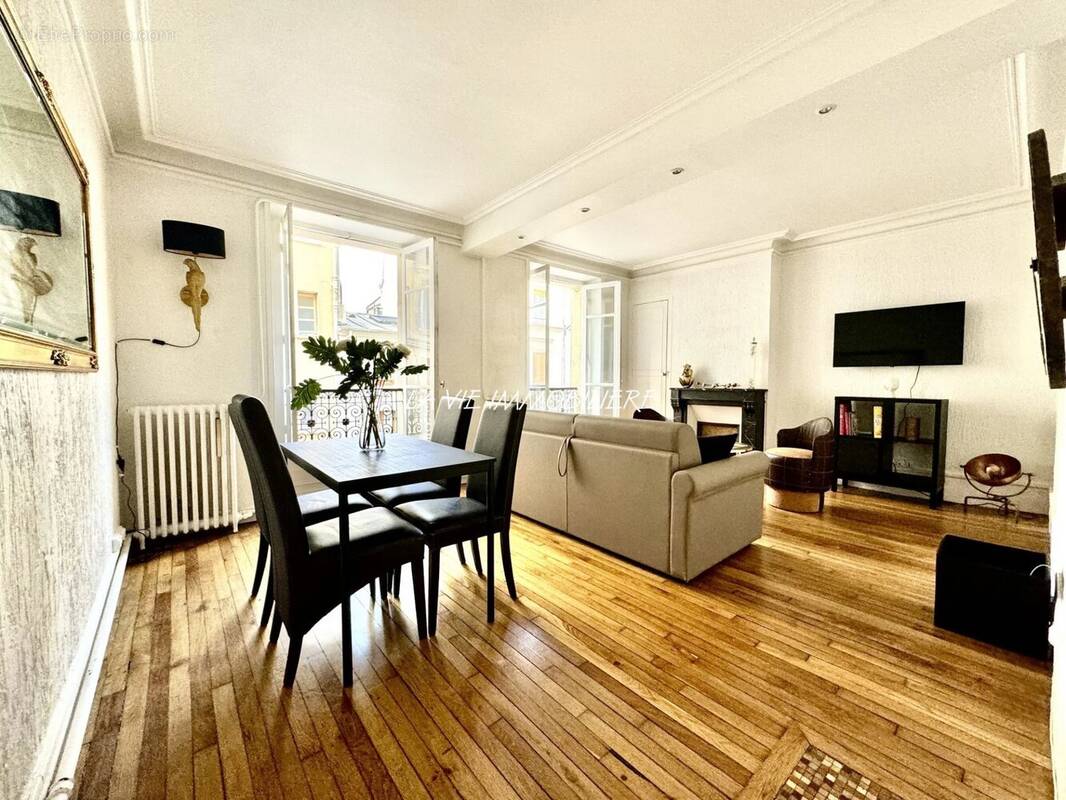 Appartement à PARIS-5E