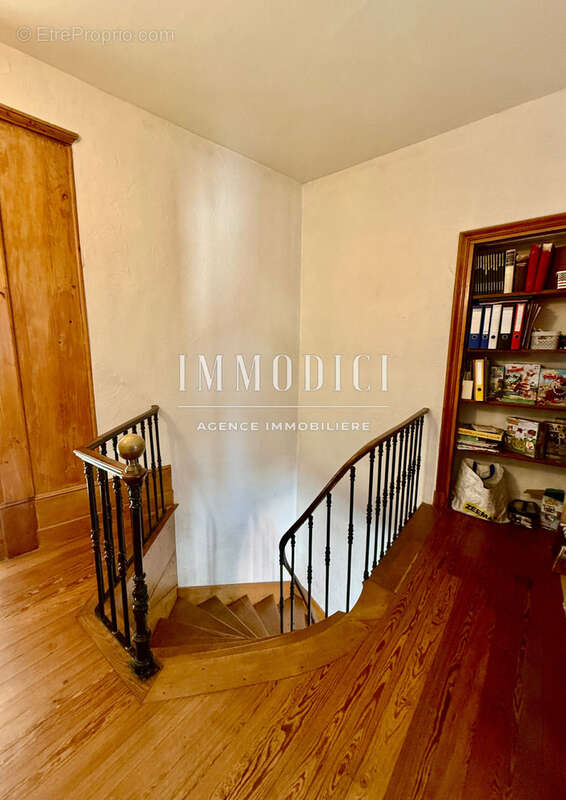 Appartement à THOISSEY