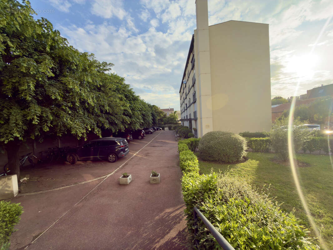 Appartement à ASNIERES-SUR-SEINE