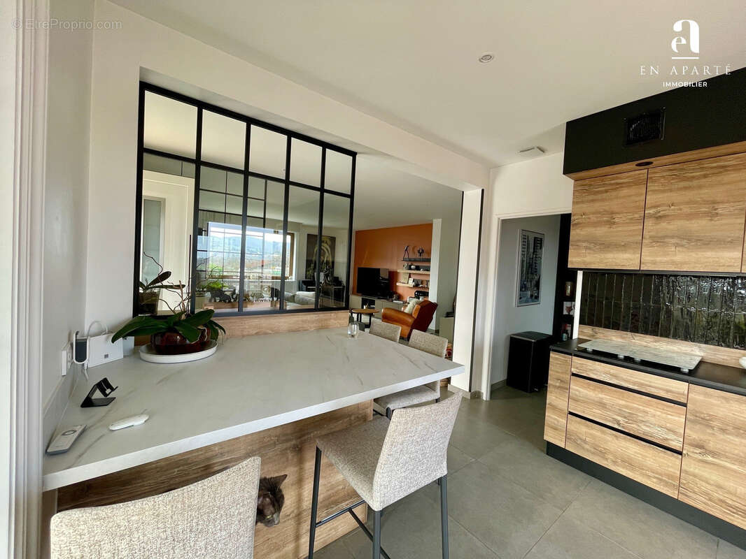 Appartement à BRINDAS