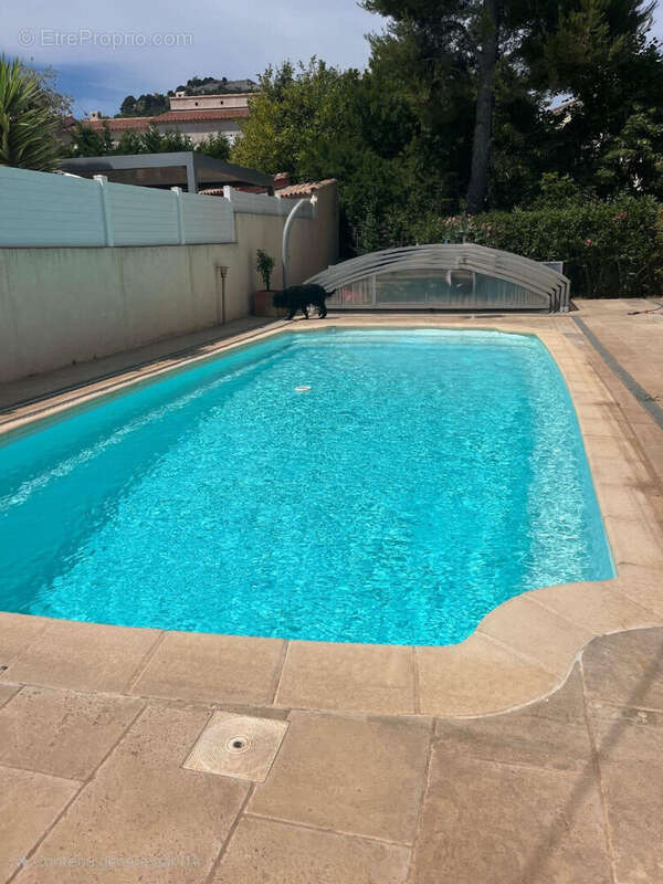 Maison à SIX-FOURS-LES-PLAGES