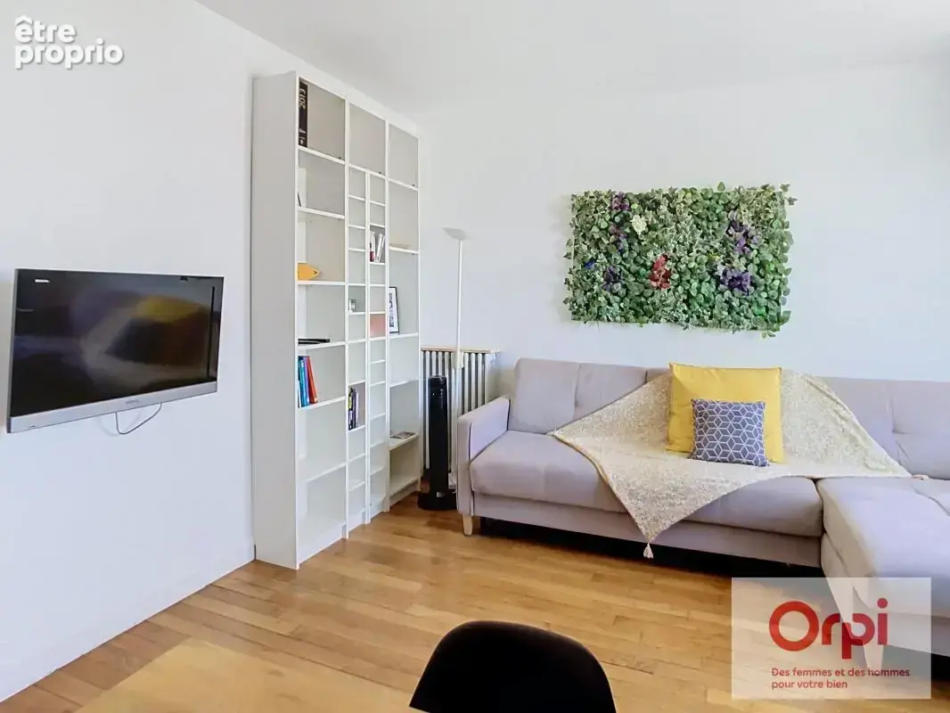 Appartement à ISSY-LES-MOULINEAUX