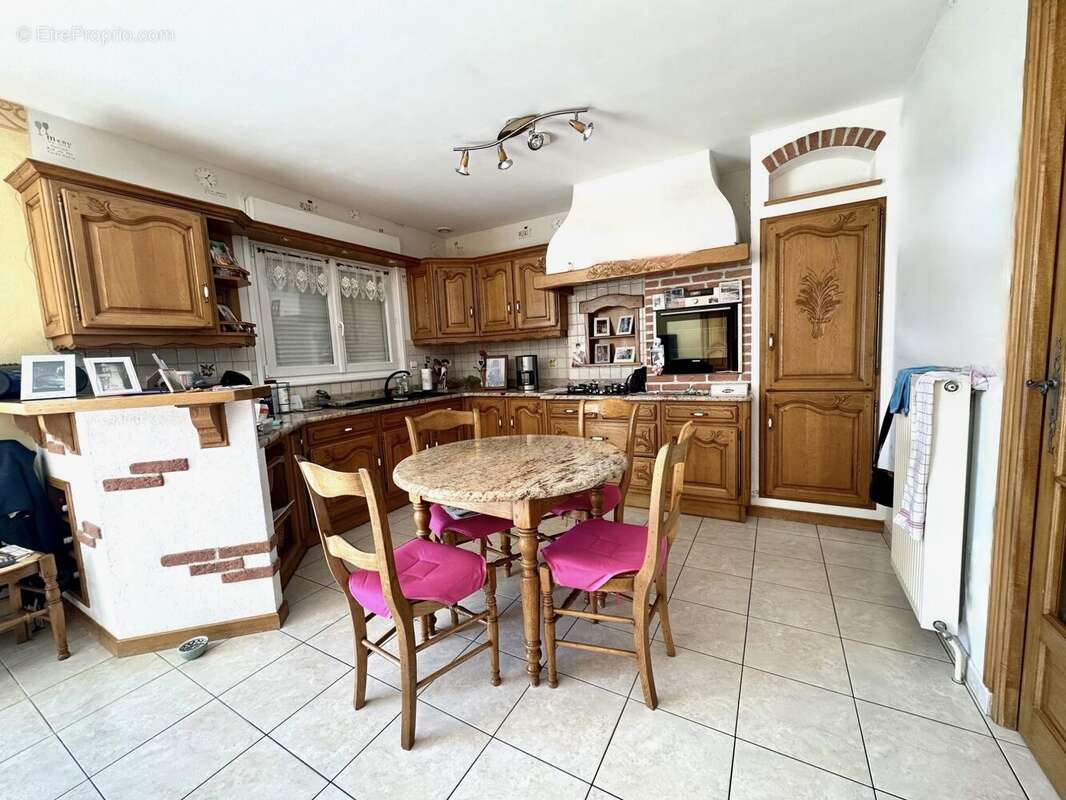 Maison à FOREST-EN-CAMBRESIS