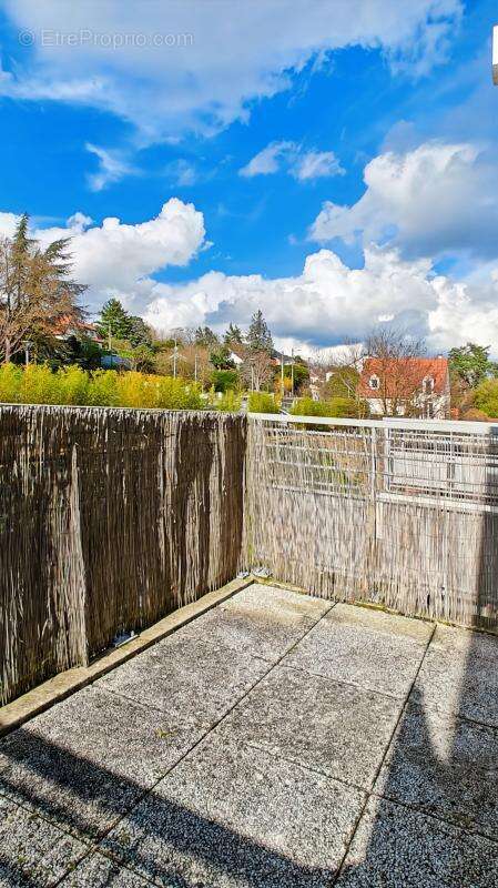 Appartement à BREUILLET