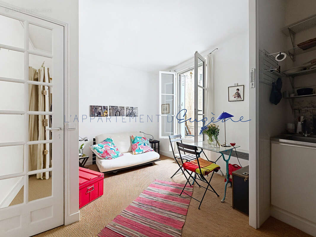 Appartement à PARIS-18E