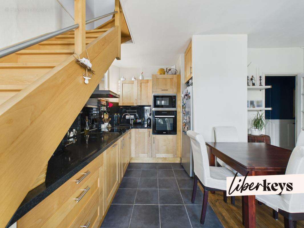 Appartement à SAINT-MAUR-DES-FOSSES