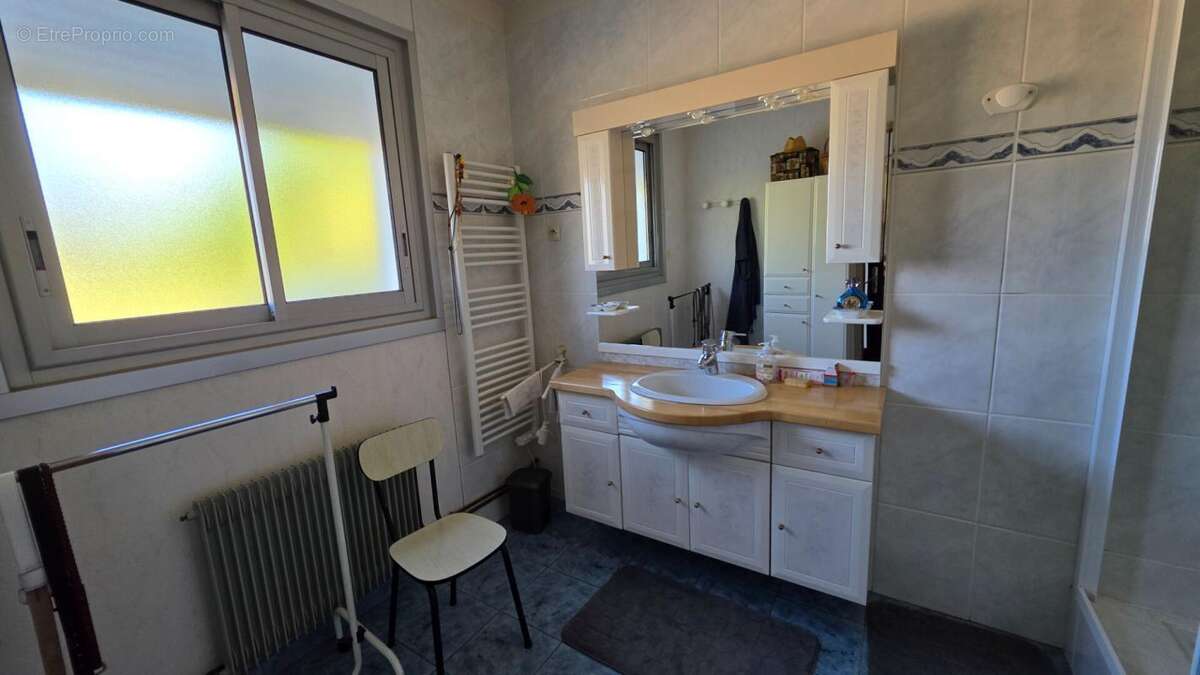 Maison 5 pièces 120 m2 sur 1750m² de terrain - 15min de la plage - photo 7