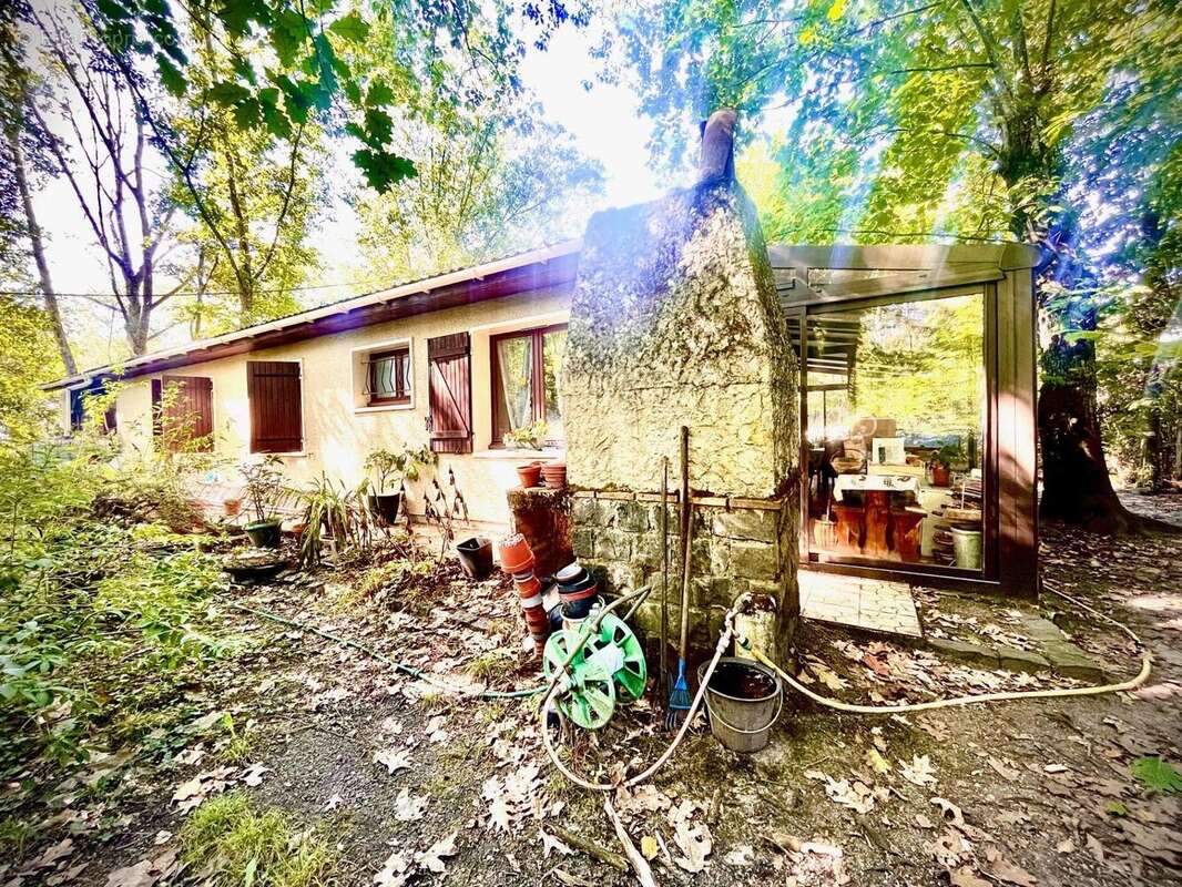 Photo 2 - Maison à SAINT-JEAN-D'ILLAC