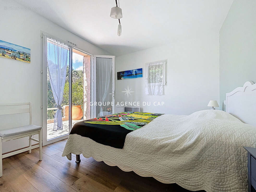 Maison à SAINT-RAPHAEL