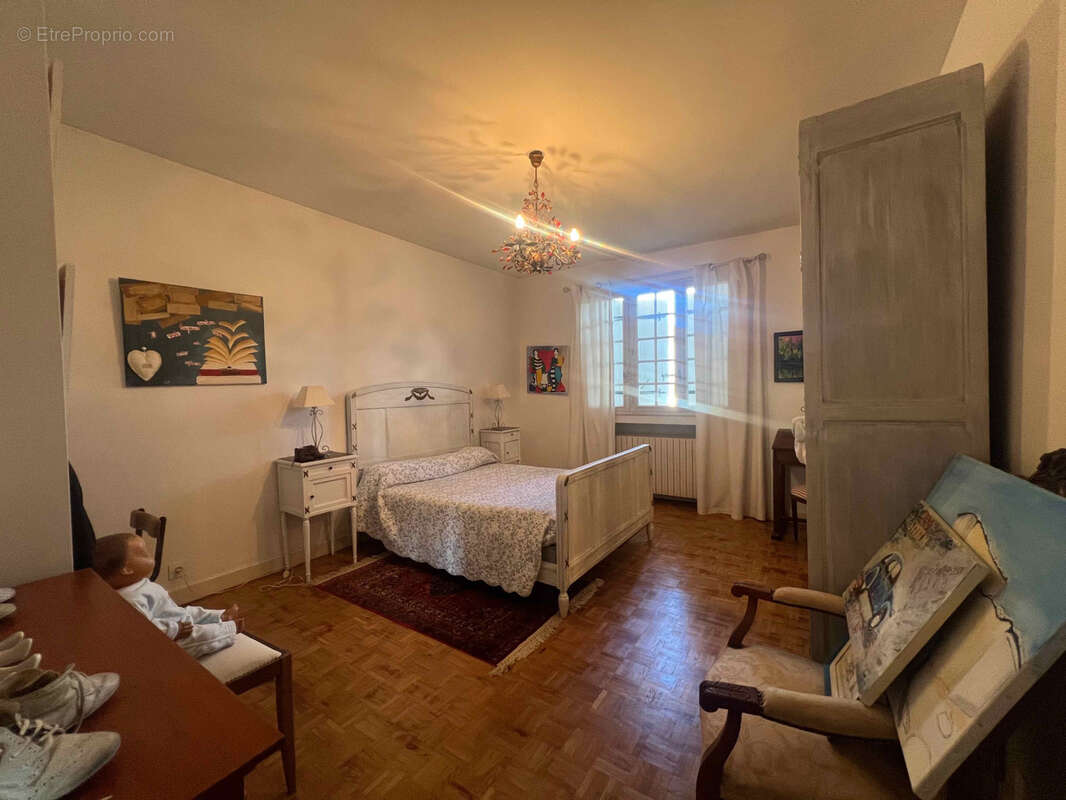 Maison à VILLENEUVE-SUR-LOT