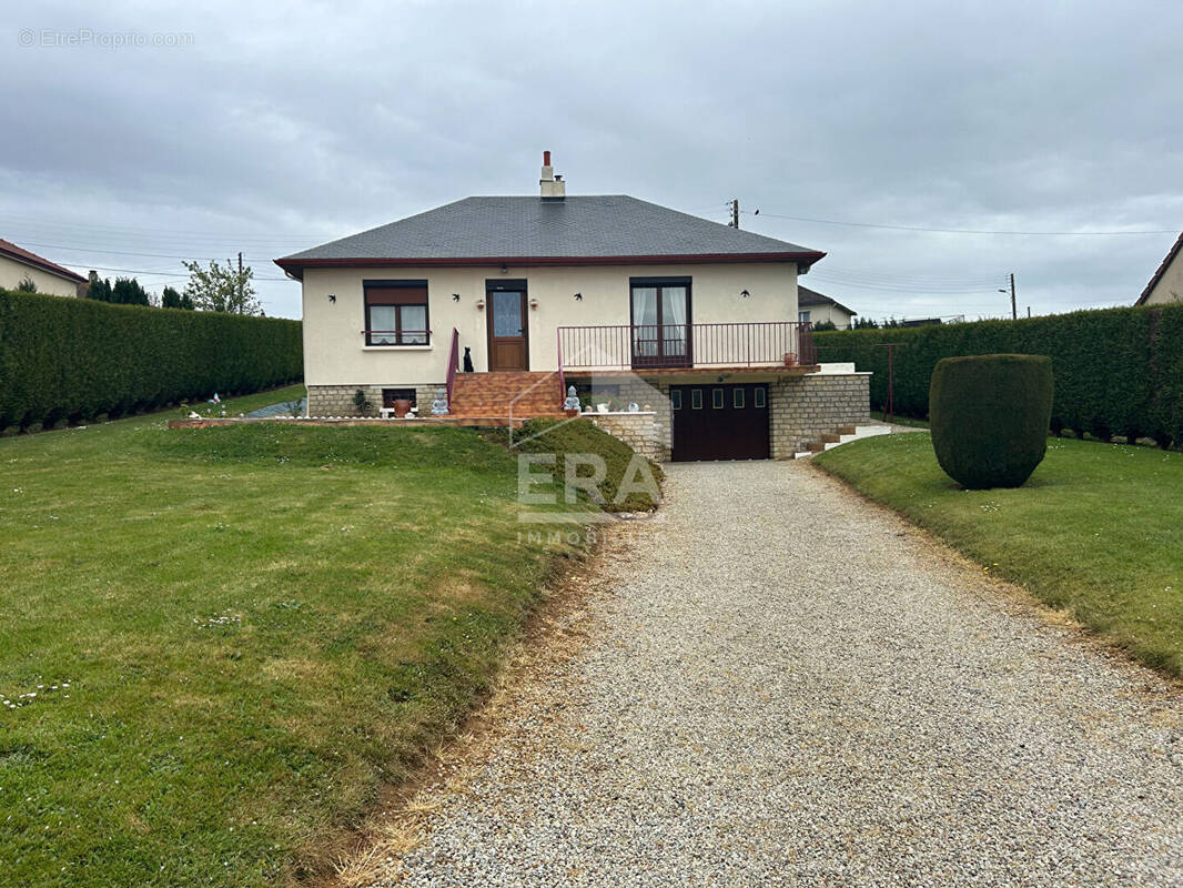 Maison à GACE