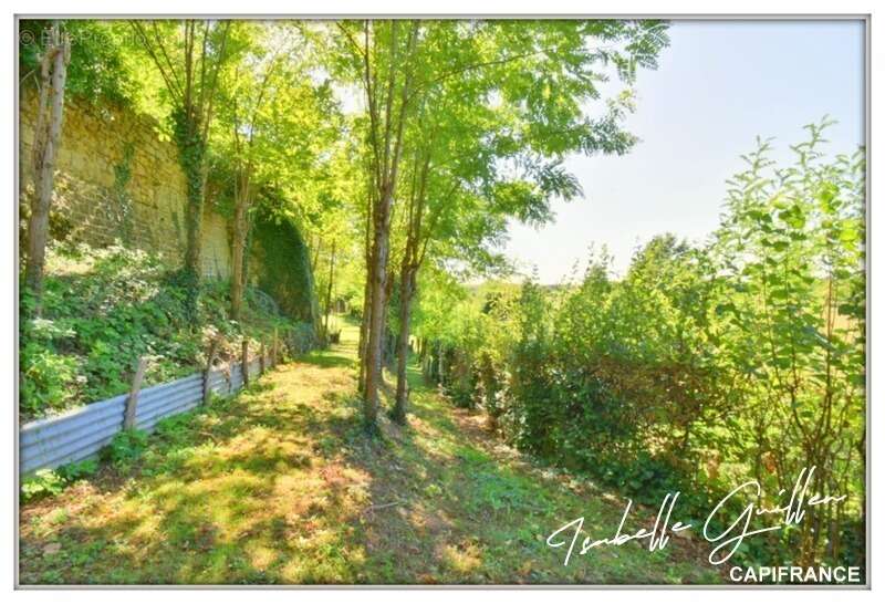 Maison à CHATEAUMEILLANT