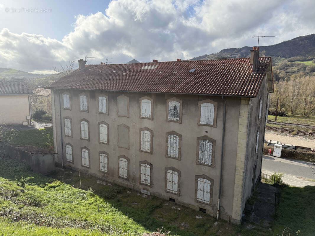 Maison à TOURNEMIRE
