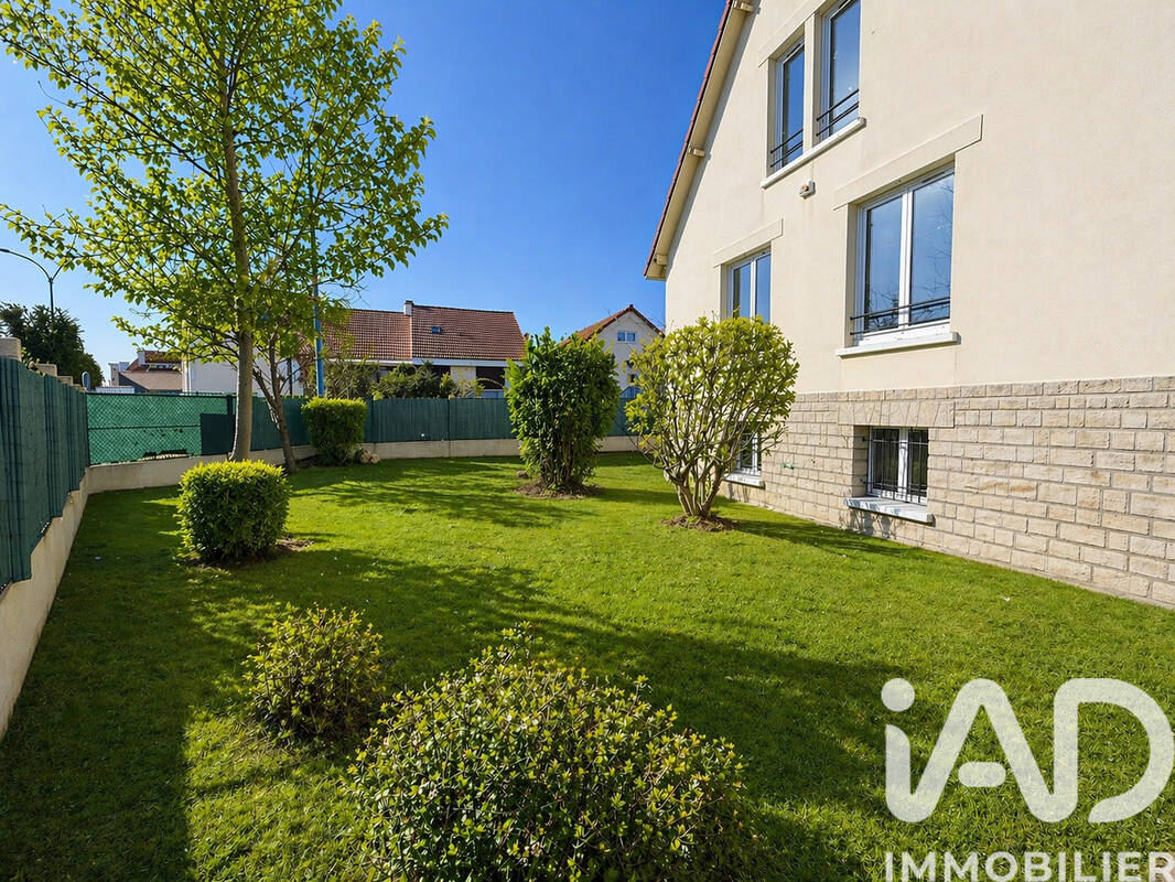 Photo 1 - Maison à CHOISY-LE-ROI