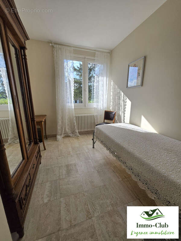 Maison à MONTIGNY-EN-MORVAN