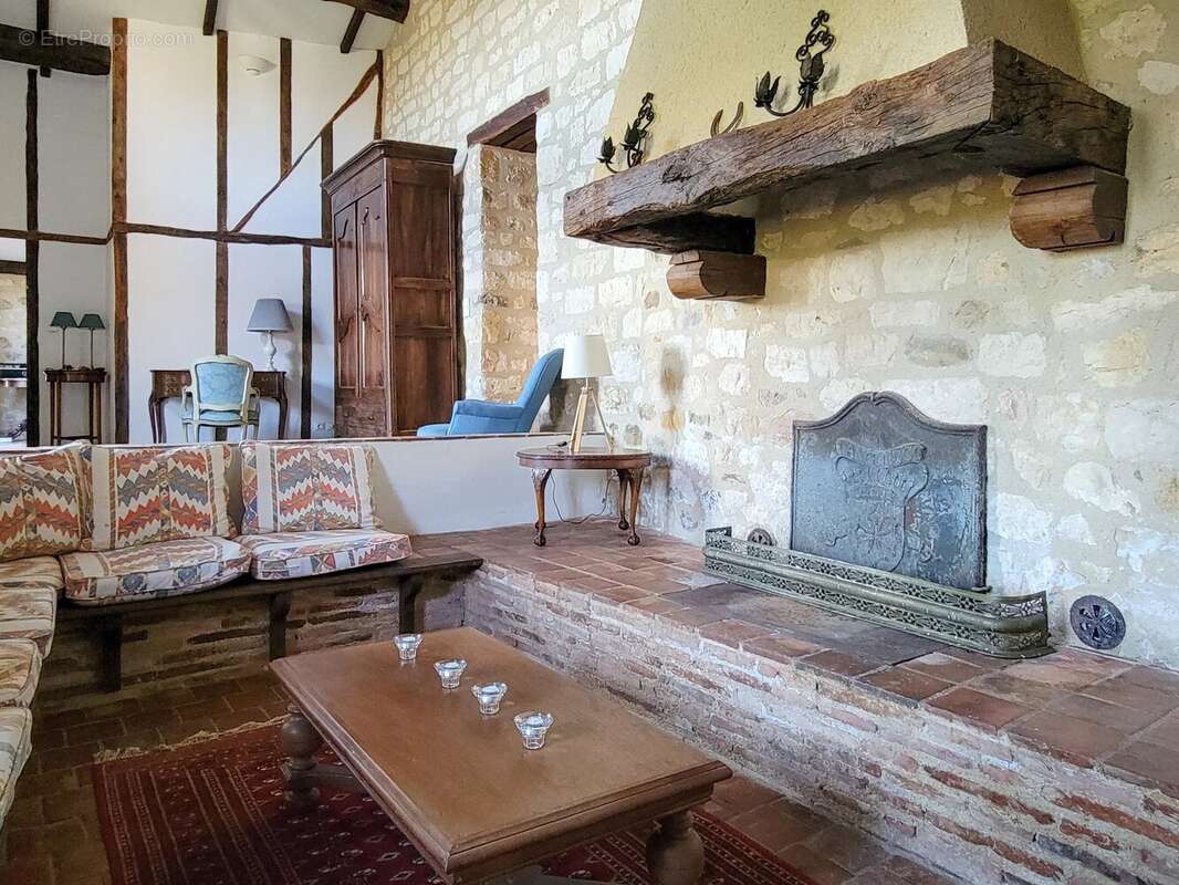 Maison à CORDES-SUR-CIEL