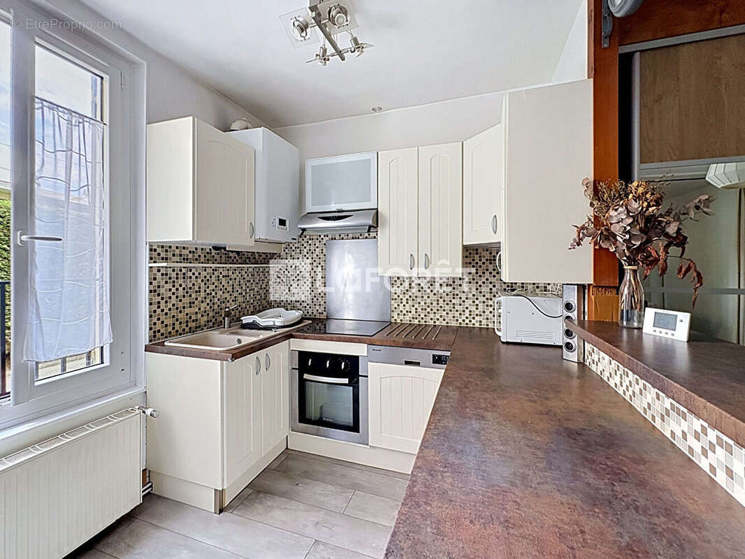 Appartement à ENGHIEN-LES-BAINS