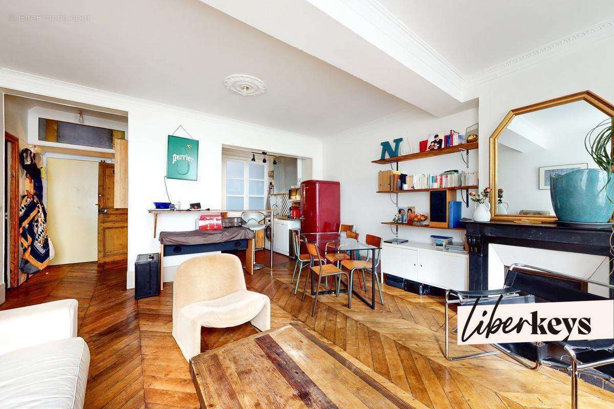 Appartement à PARIS-14E