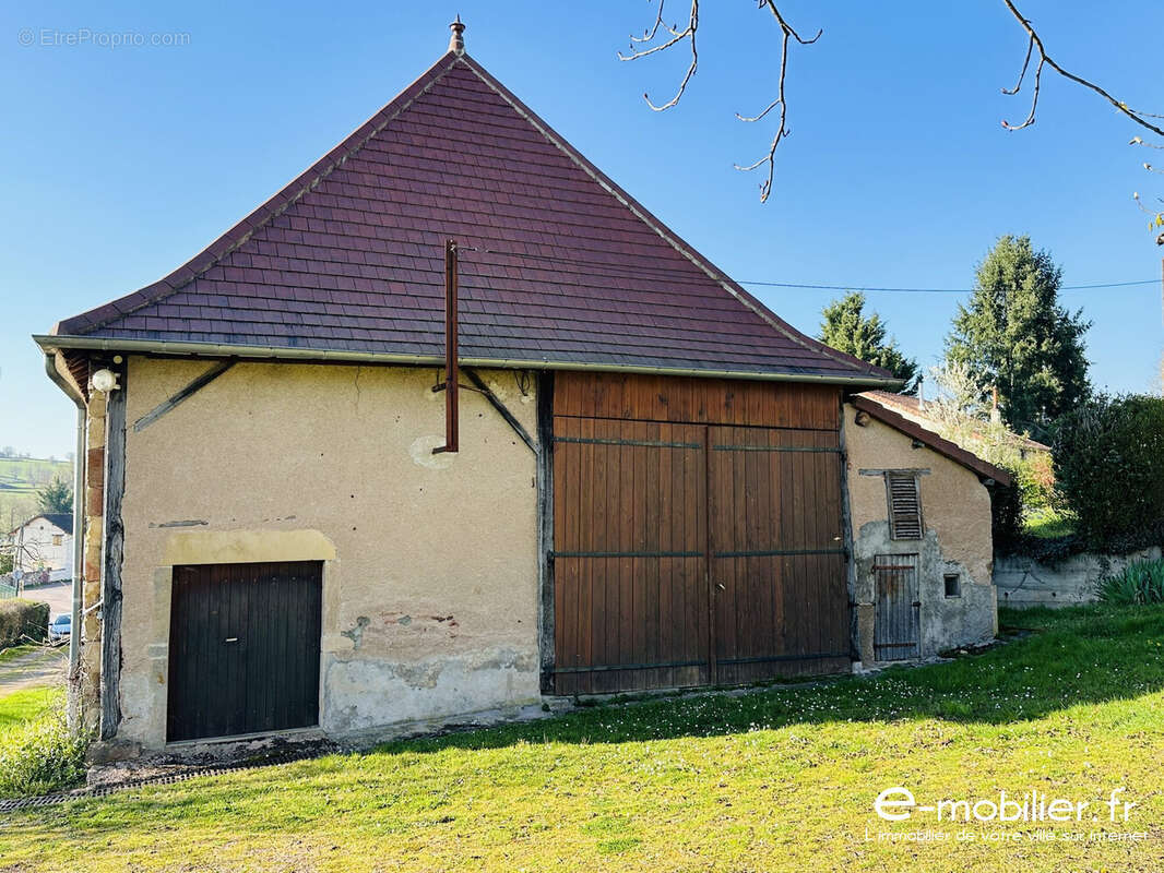 Maison à LA CHAPELLE-SOUS-DUN