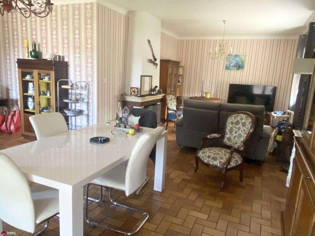 Maison 110 m² à Lucon  - photo 3