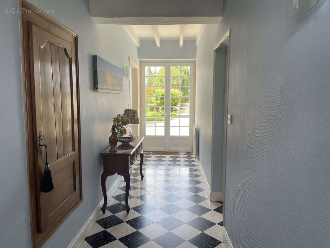 Maison à MESNAC