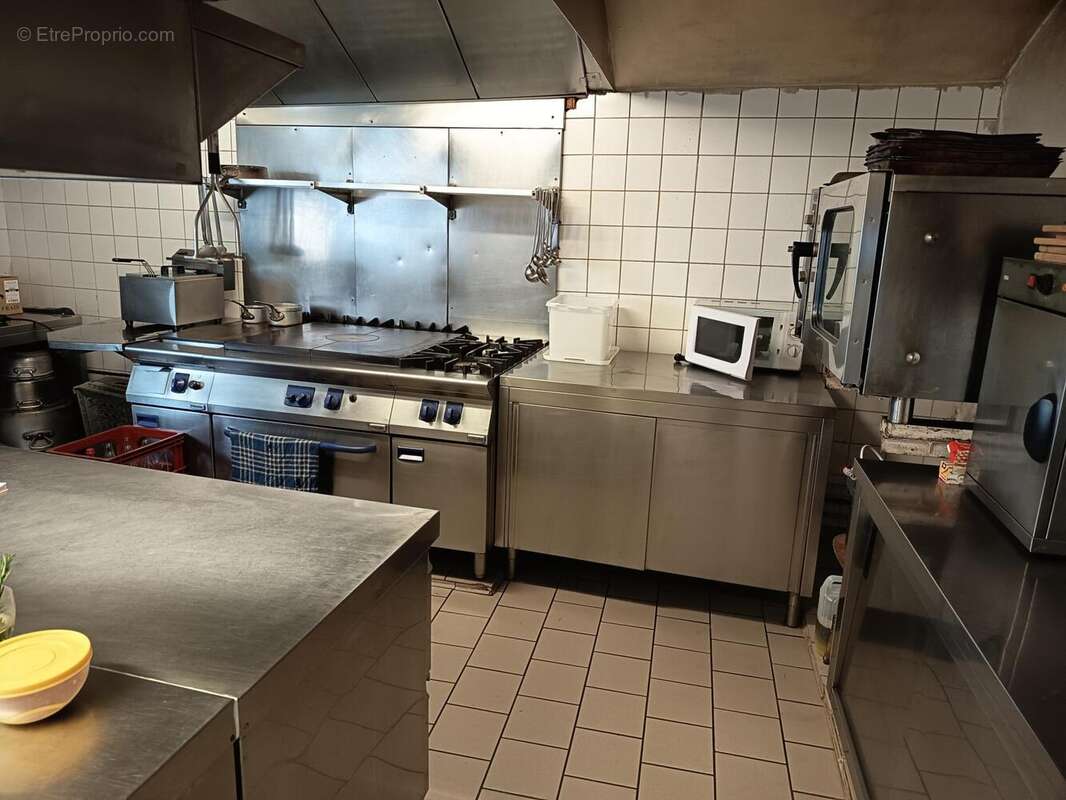 Photo 4 - Commerce à VOLNAY