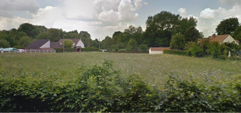 Terrain à VAUCOURTOIS