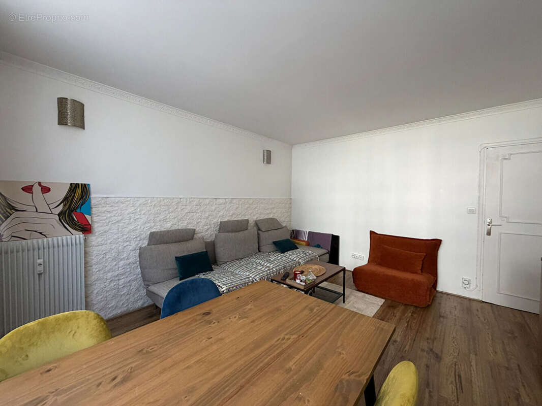 Appartement à LE BLANC-MESNIL