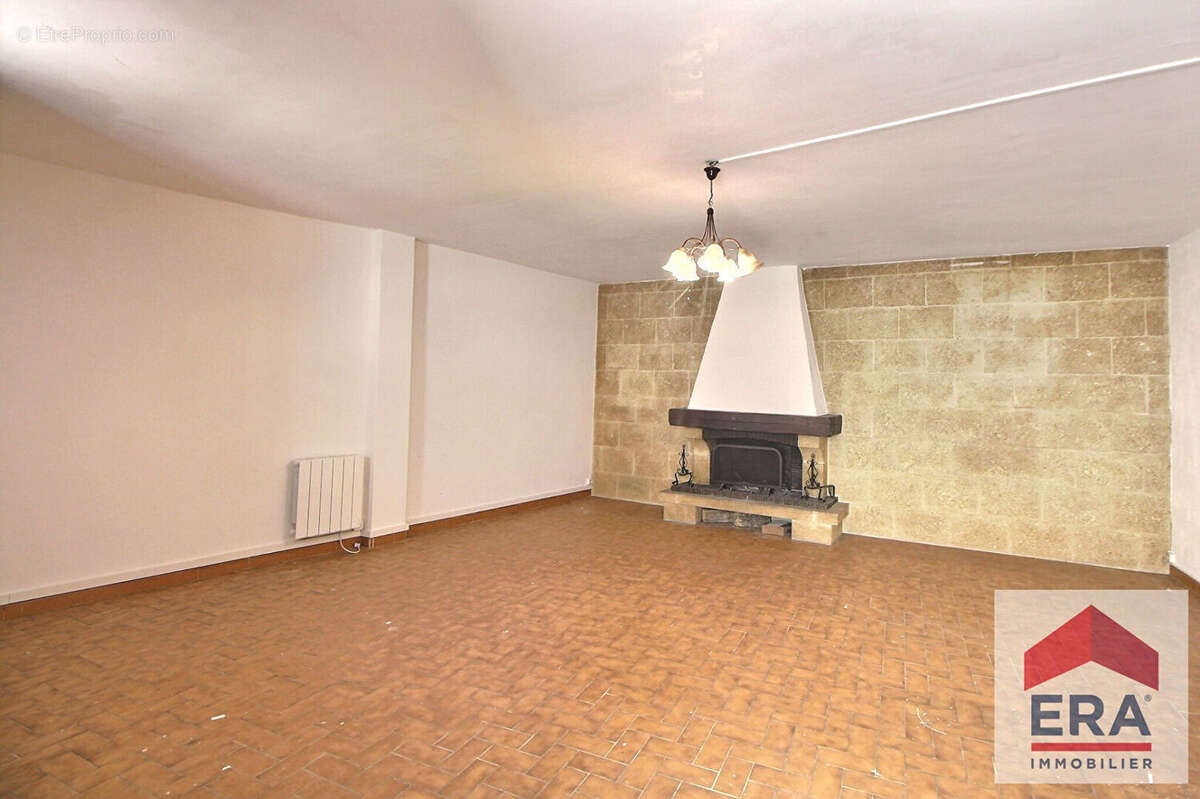 Maison à MONDRAGON