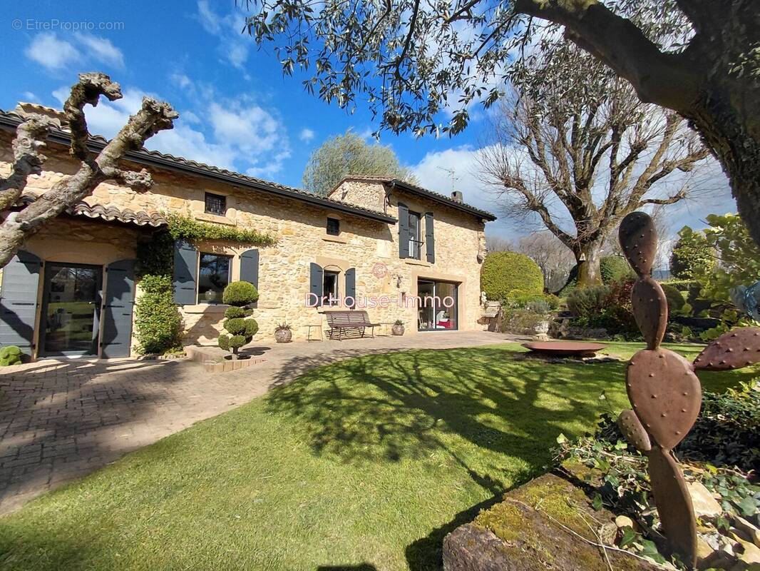 Maison à MONTVENDRE