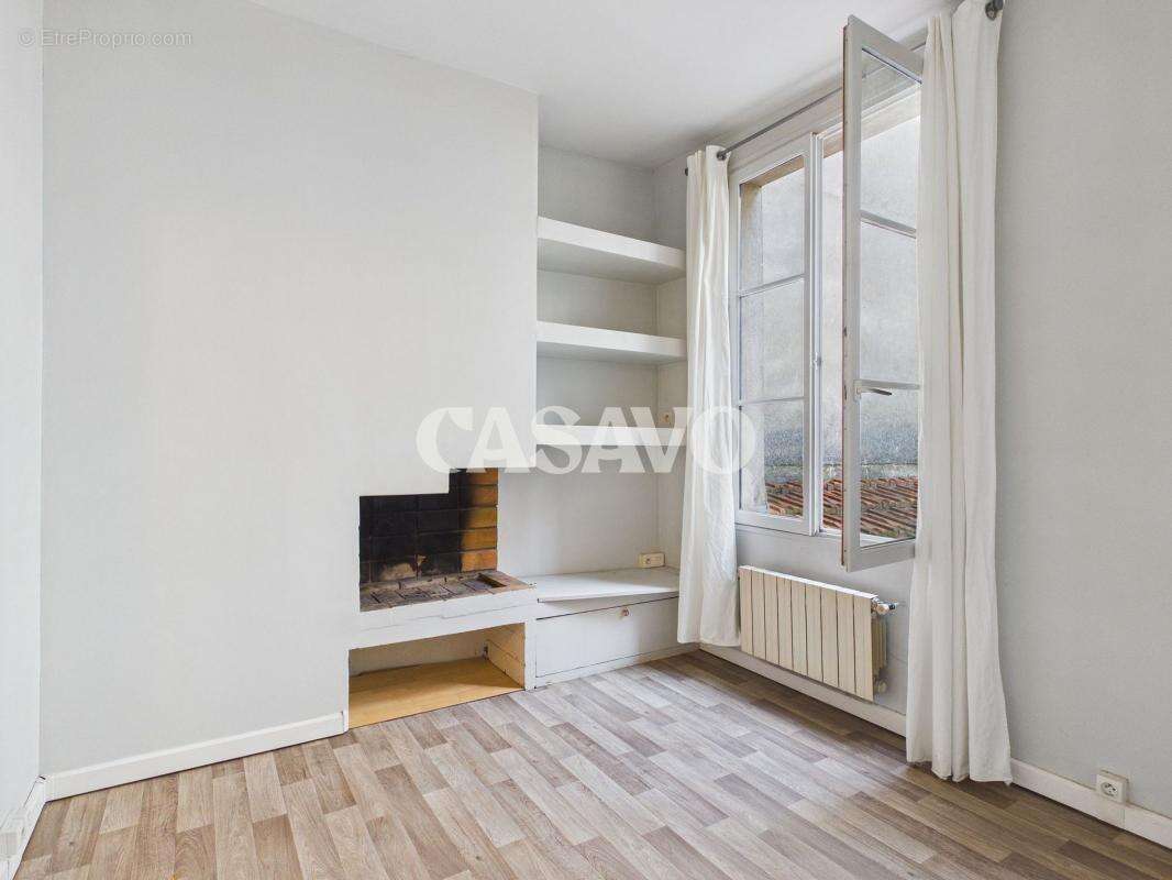 Appartement à PARIS-11E