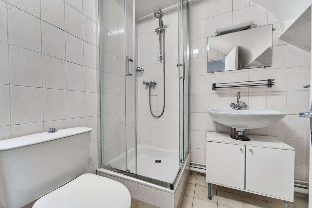 Appartement à PARIS-10E