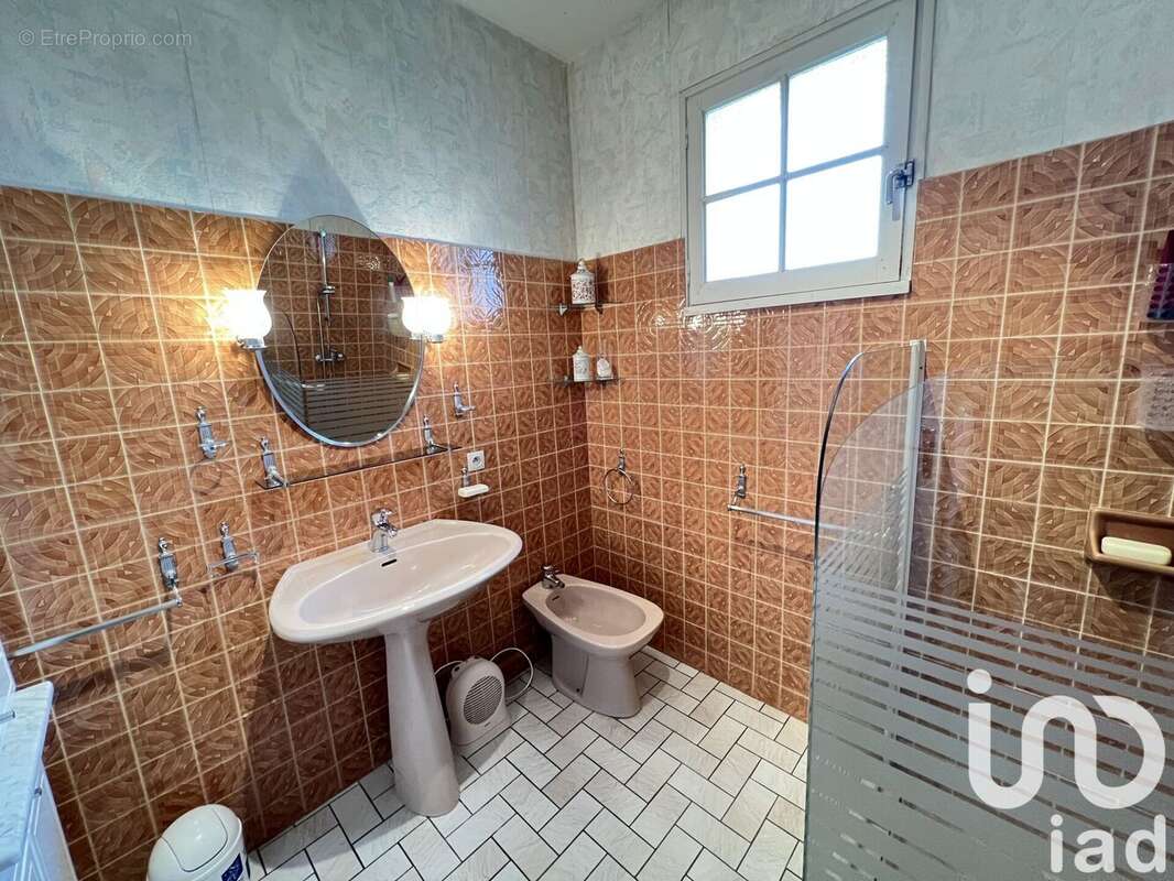 Photo 6 - Maison à LEOGNAN