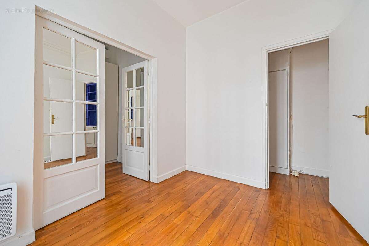 Appartement à PARIS-9E