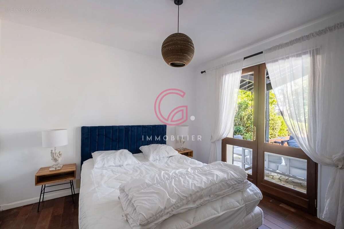 Maison 7 pièces avec piscine à vendre à Biscarrosse Lac - photo 10