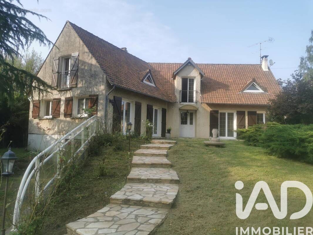 Photo 1 - Maison à SAINT-SAUVEUR-SUR-ECOLE