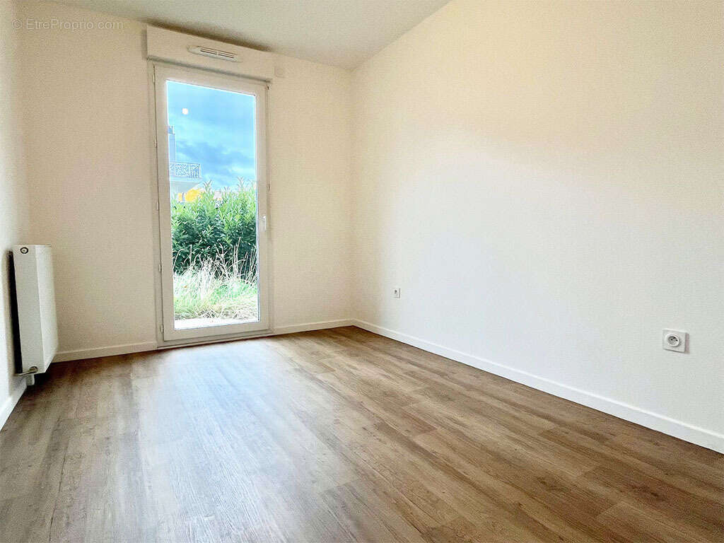 Appartement à JOUY-LE-MOUTIER