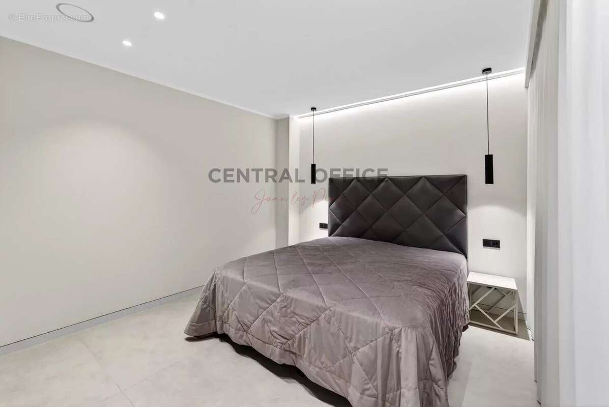 CAP D'ANTIBES- versant Ouest, villa contemporaine neuve d’exception dans un domaine privé - photo 27