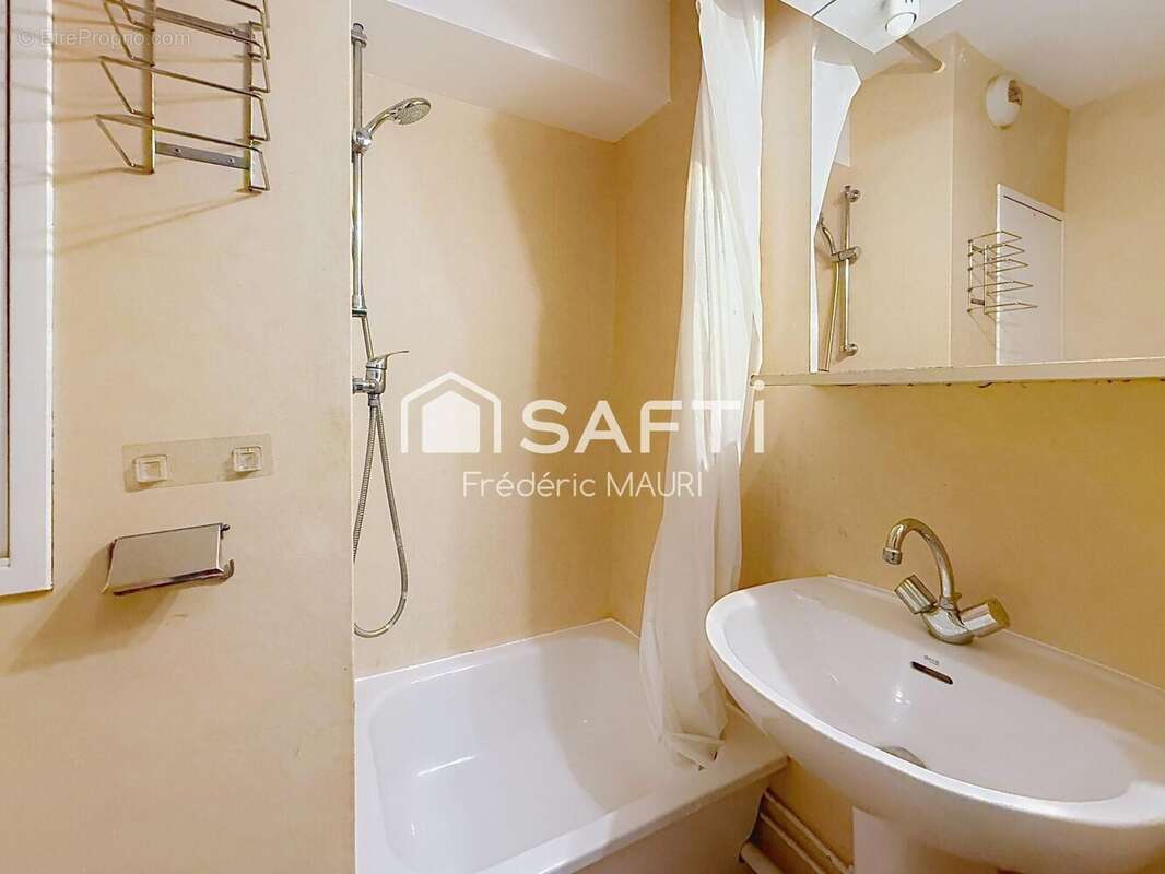 Photo 6 - Appartement à COURBEVOIE