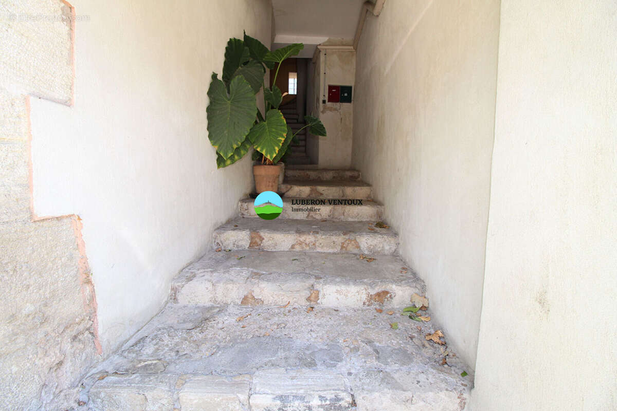 Maison à MORMOIRON