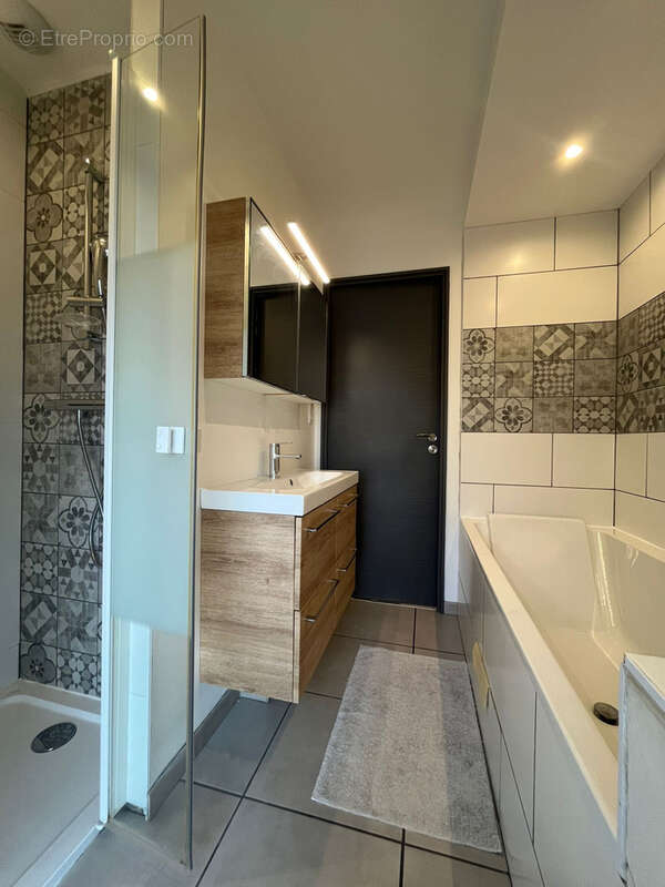 Maison à PONT-DU-CHATEAU