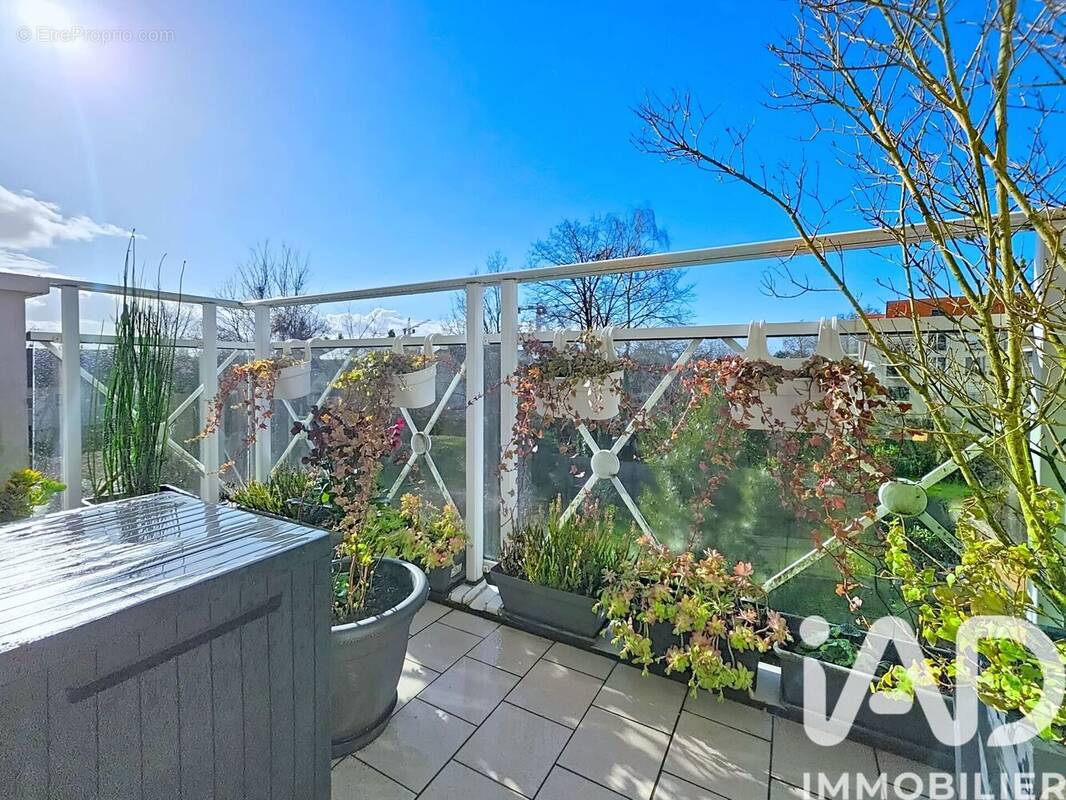 Photo 1 - Appartement à OZOIR-LA-FERRIERE