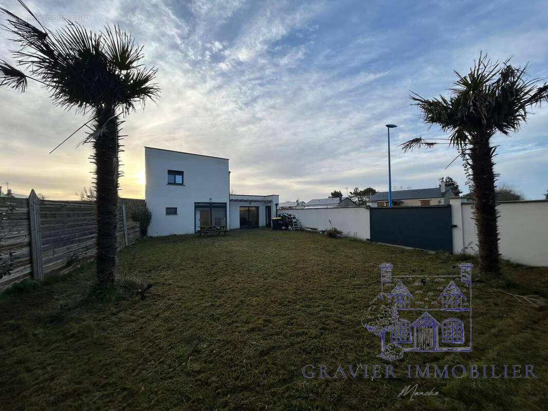 Maison à BRETTEVILLE-SUR-AY