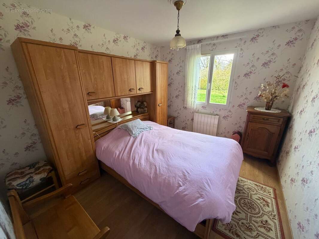 Maison à SAINT-GONDON