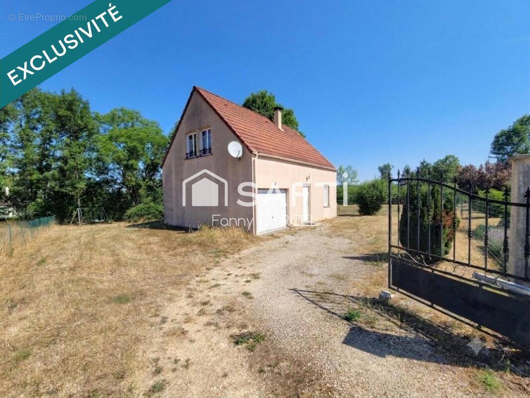 Photo 1 - Maison à VEUXHAULLES-SUR-AUBE