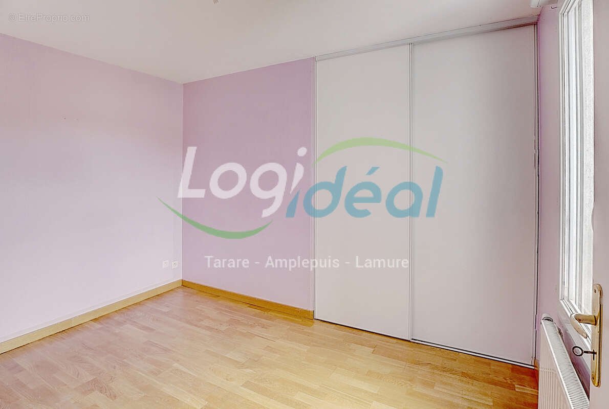 Appartement à THOISSEY