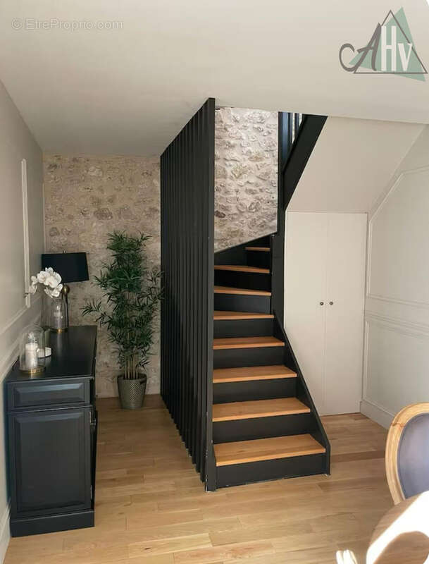 Maison à ESTERNAY